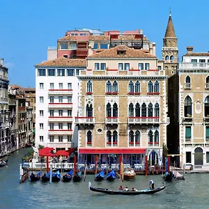 Bauer Il Palazzo Otel