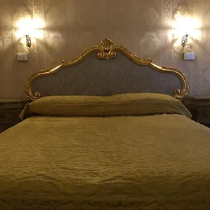 Palazzo Ducale Konukevi